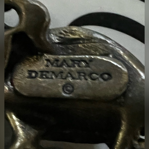 La Contessa by Mary DeMarco Victorian Cameo Sunflower Necklace & Bracelet - Picture 7 of 9